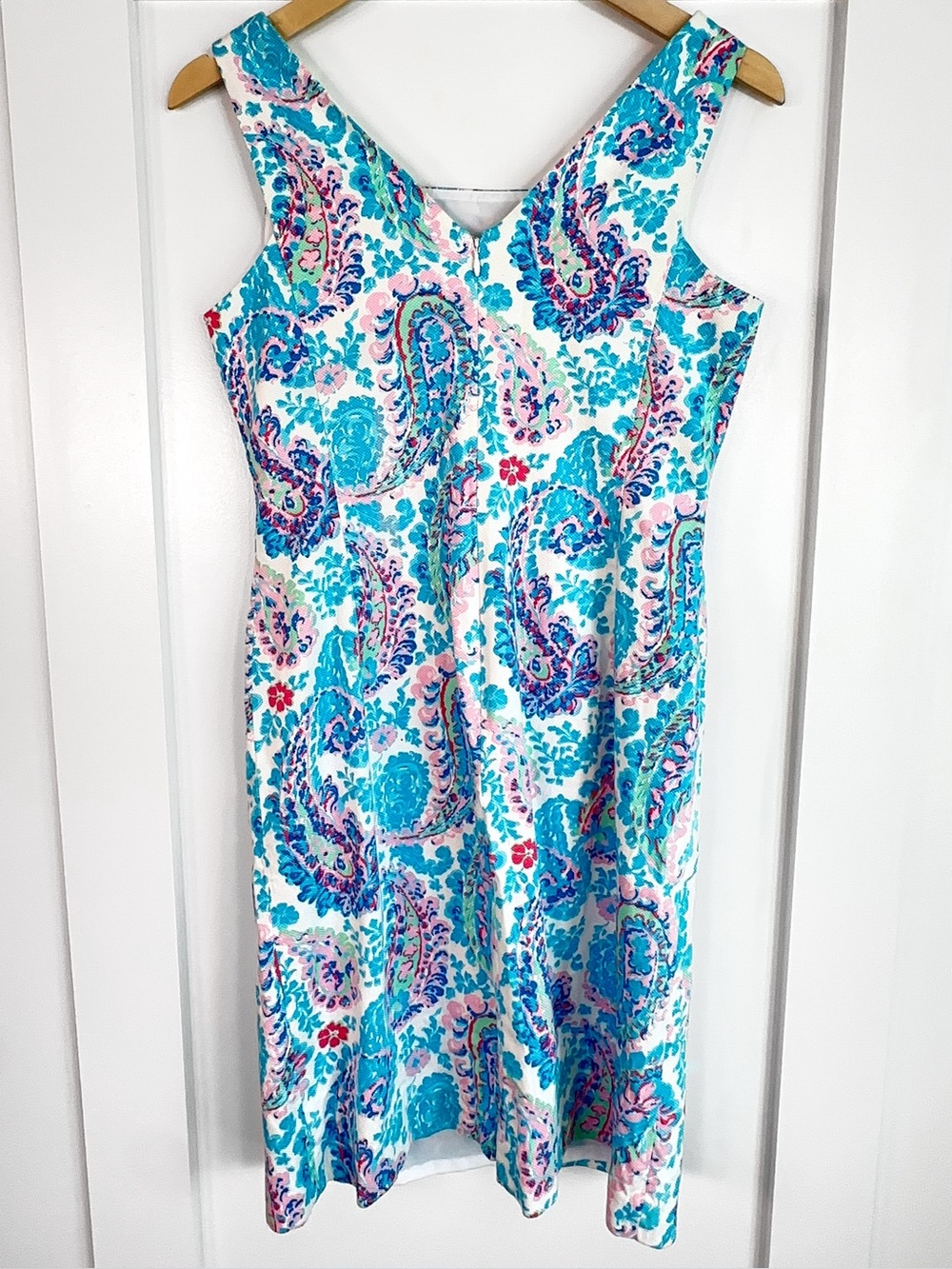 Talbots Sleeveless Knee Length Sheath Dress Size 4 Aqua and Pink Paisley